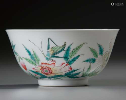 A CHINESE FAMILLE ROSE BOWL, QING DYNASTY (1644-1911)