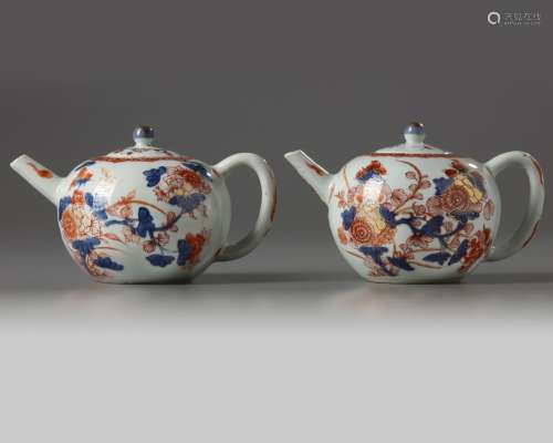 A PAIR OF CHINESE IMARI 'FLORAL' TEAPOTS AND COVERS, KANGXI ...