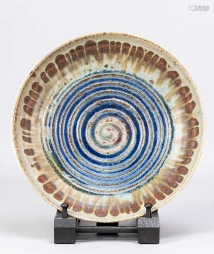 DEREK DAVIS (1926-2008); a shallow stoneware bowl with deepl...