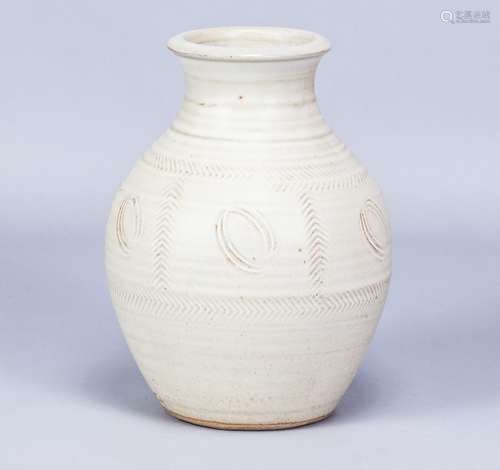 RAY FINCH (1914-2012) for Winchcombe Pottery; a stoneware va...