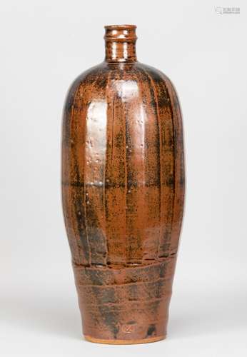 WILLIAM MARSHALL (1923-2007); a very tall faceted stoneware ...