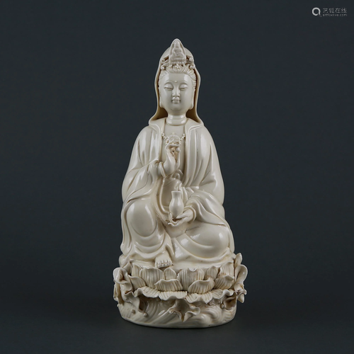 A DEHUA FIGURE OF GUANYIN