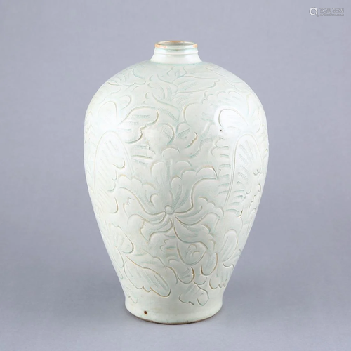 A SUPERBLY CARVED QINGBAI 'FLORAL' MEIPING