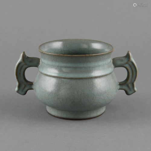 A GUAN-TYPE BLUISH-GREY-GLAZED CENSER