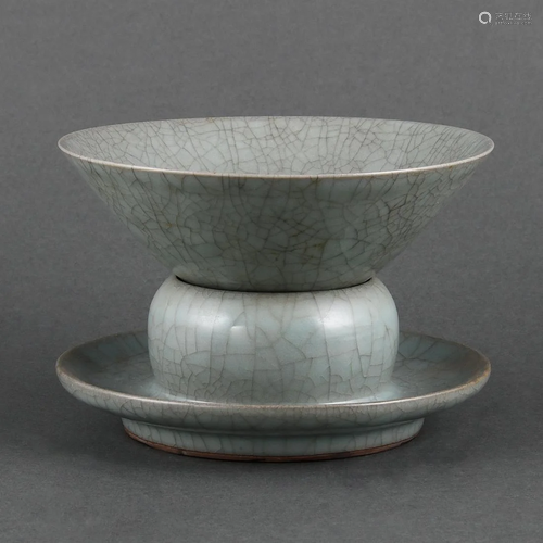 A LARGE GUAN-TYPE CUP AND STAND