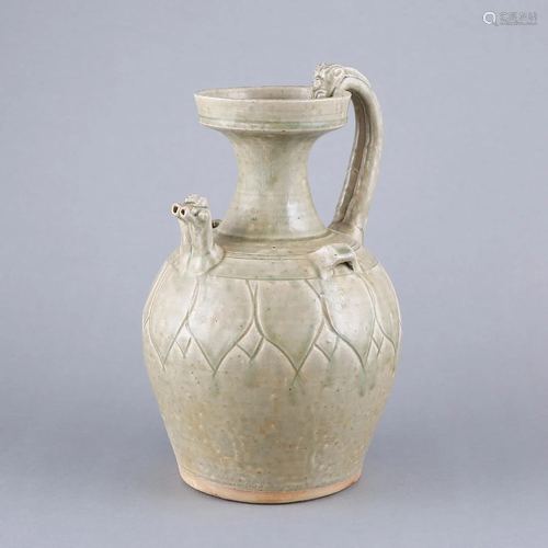 A 'YUE' CELADON-GLAZED CHICKEN-HEAD EWER