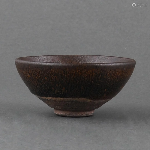 A VERY RARE JIAN 'OIL-SPOT' TEABOWL