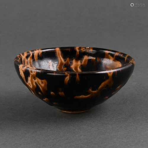 A FINE 'JIZHOU' TORTOISE-SHELL BOWL