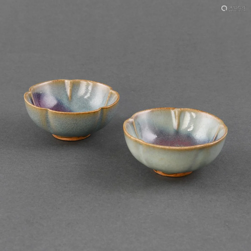 A PAIR OF PURPLE-SPLASHED 'JUN' LOBED BOWLS