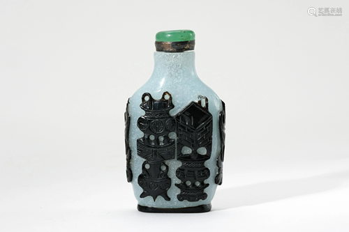 A TREASURES Peking Glass Snuffle Bottle