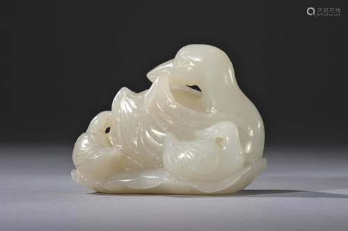 A Carved Hetian White Jade Gooses Pendant