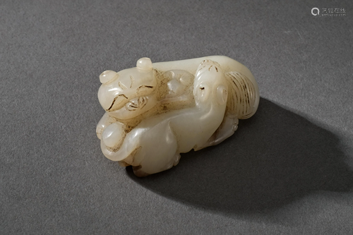 A Carved Hetian Jade Animals Figure