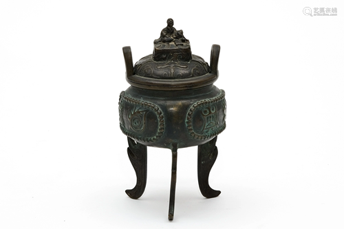 A Bronze Ding-Formed Tripod Censer