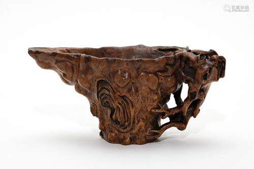 A Carved Chenxiang Sandalwood Jue Grand Cup