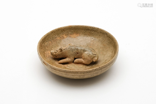 A Hongzhou Animal Bowl