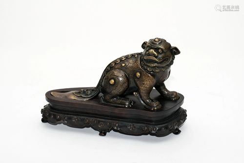 A Bronze Lion Figure