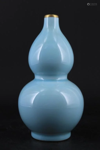 Chinese Song Porcelain Ruyao Glazed Gourd Vase