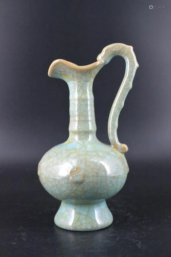 Song Porcelain Guan Yao Vase