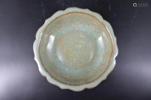 Song Porcelain Guan Yao Plate