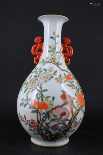 Large Chinese Qing Porcelain Famille Rose Vase