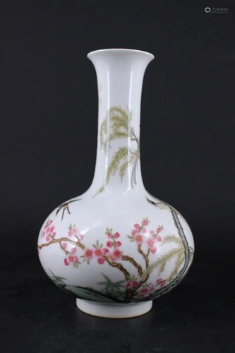 Chinese Qing Porcelain Famille Rose Vase