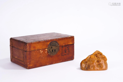 Chinese Soapstone or Tianhuang Seal and Box