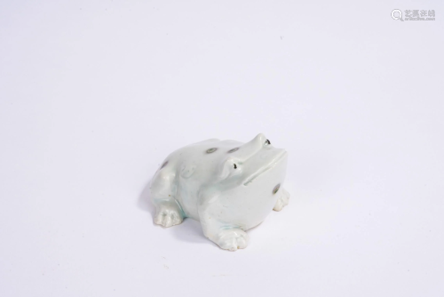Chinese White Glaze Toad Model