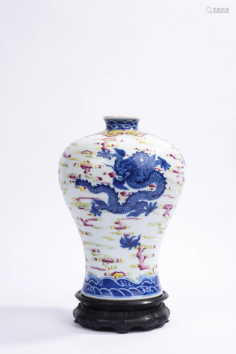 Chinese Famille Rose Underglaze Blue Dragon Vase