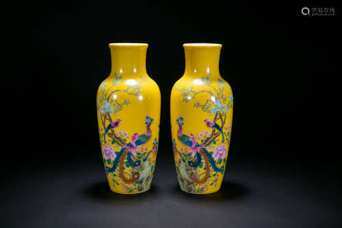 Yellow Glaze Mallet Bottle From Yongzheng Of Qing Dynasty