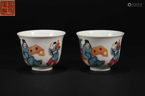 Pastel color figure cup in Qing Dynasty