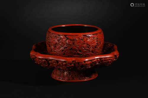 Tick red flower cup in Qing Dynasty
