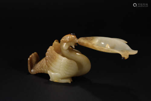 Hetian jade pseudo-fish decoration in Han dynasty