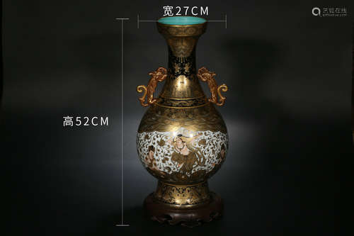 Amphora with flying gold and gold in the Qing dynasty