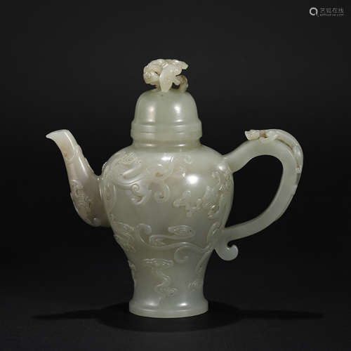 Hetian Jade Beast Designed Pot in Qing Dynasty