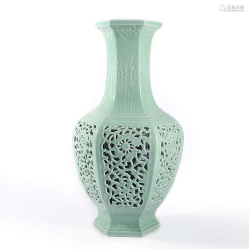 A Celadon Glaze Hexagonal Vase