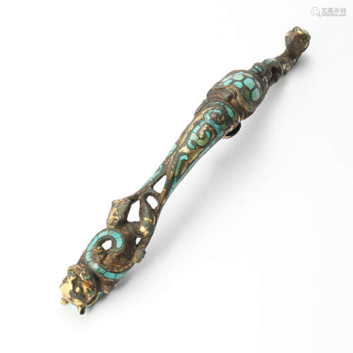 A Turquoise Inlaid Gilt Bronze Belt Hook