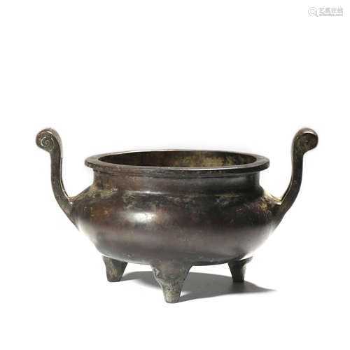 A Bronze Tripod Censer With Double Handles