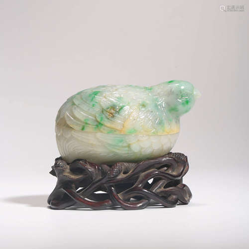 A Mottled Jadeite Bird-Shaped Pomander