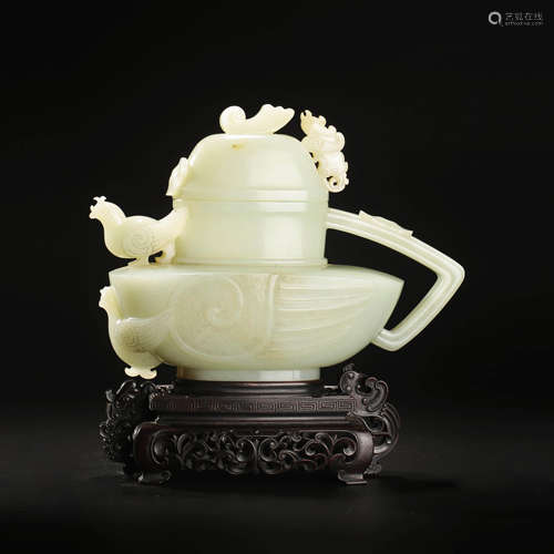 A Hetian Jade Bird Vase With Handle