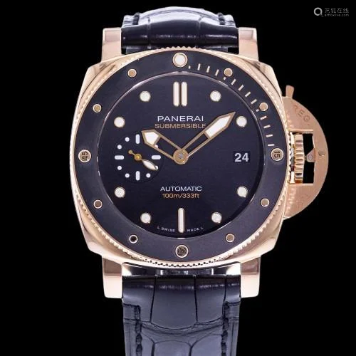 Panerai Luminor Submersible