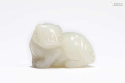 CHINESE WHITE JADE CARVING OF MYTHICAL BEAST