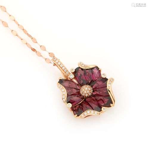 Chaine en or rose 14K (585/°°) mailles fantaisie, retenant u...