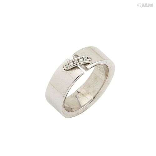 CHAUMET, Bague Lien en or gris 18k (750/°°), ornée d une lig...