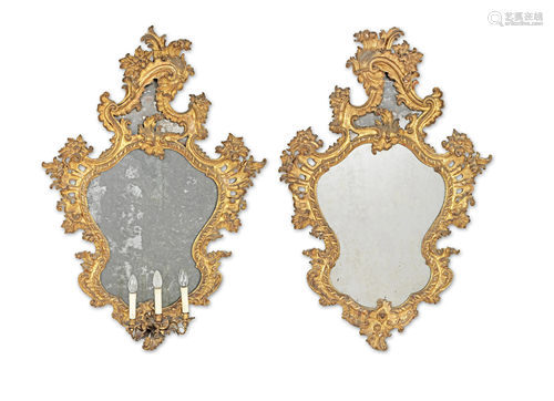 A PAIR OF ITALIAN THIRD QUARTER 18TH CENTURY GILTWOOD