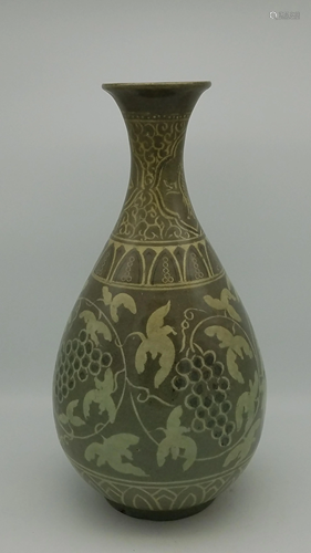 A Korean Porcelain Pear-Shaped Vase