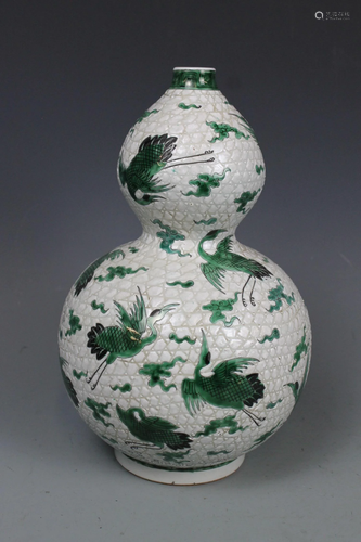 A Green-Glazed Double-Gourd Vase, Mark Wanli