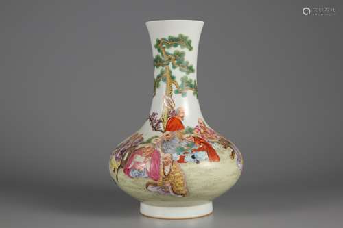 Qing Dynasty pastel character story bottle