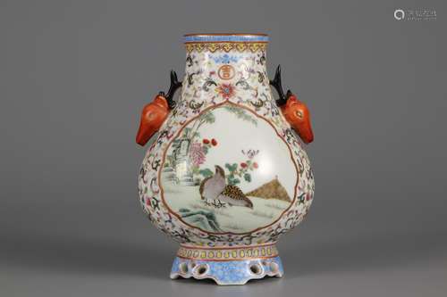 Pastel flowers and birds with two ears in Qing Dynasty