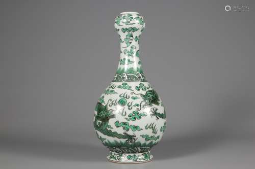 Qing Dynasty green color auspicious cloud dragon pattern gar...