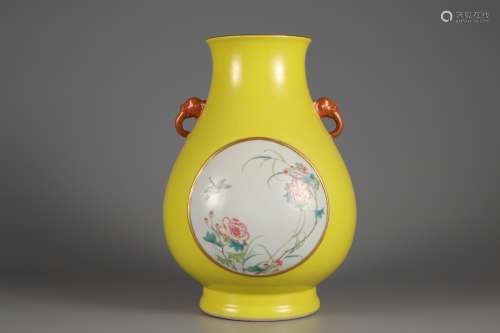 Yellow glazed fenestration and pastel flowers in Qing Dynast...